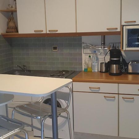 Joli Et Spacieux Studio Avec Garage Au Bord De Mer Fréjus Eksteriør billede