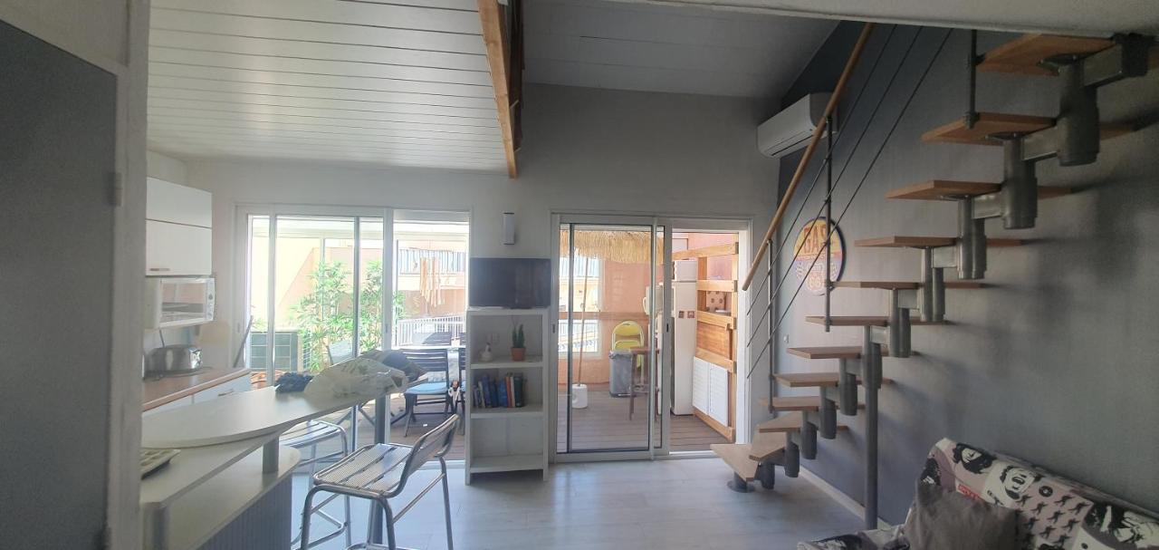 Joli Et Spacieux Studio Avec Garage Au Bord De Mer Fréjus Eksteriør billede
